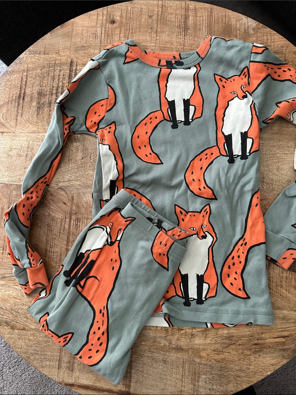 Tea Collection Kids Fox Print Pajama Set - Green and Orange
